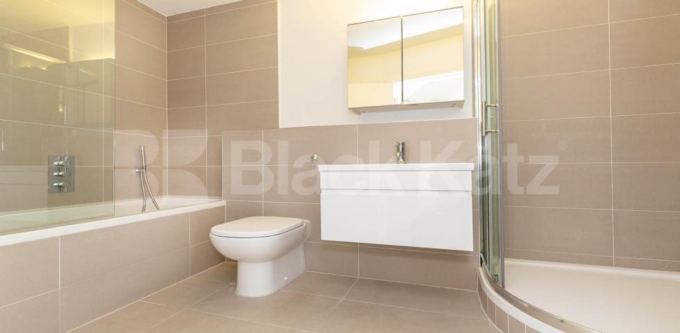 			3 Bedroom, 1 bath, 1 reception Apartment			 SPRINGFIELD HOUSE LOFTS-TYSSEN STREET, DALSTON/HAGGERSTON